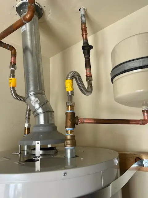 Water heater installation and plumbing repair in Bradenton